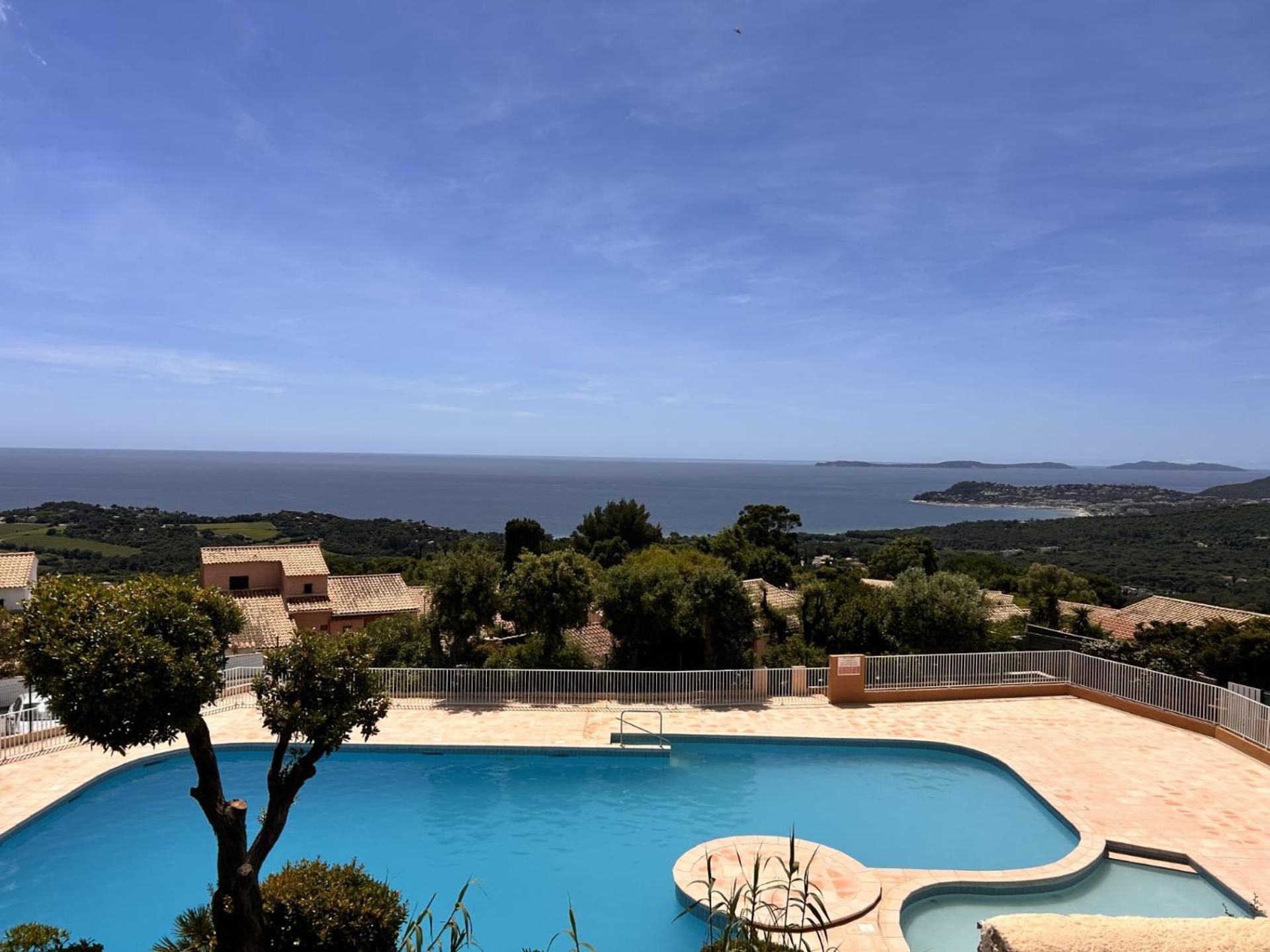 Studio Pool House Vue Mer Panoramique Amazing Sea View Wifi Linge Linen Inclut Aircondition ラ・クロワ・ヴァルメ エクステリア 写真